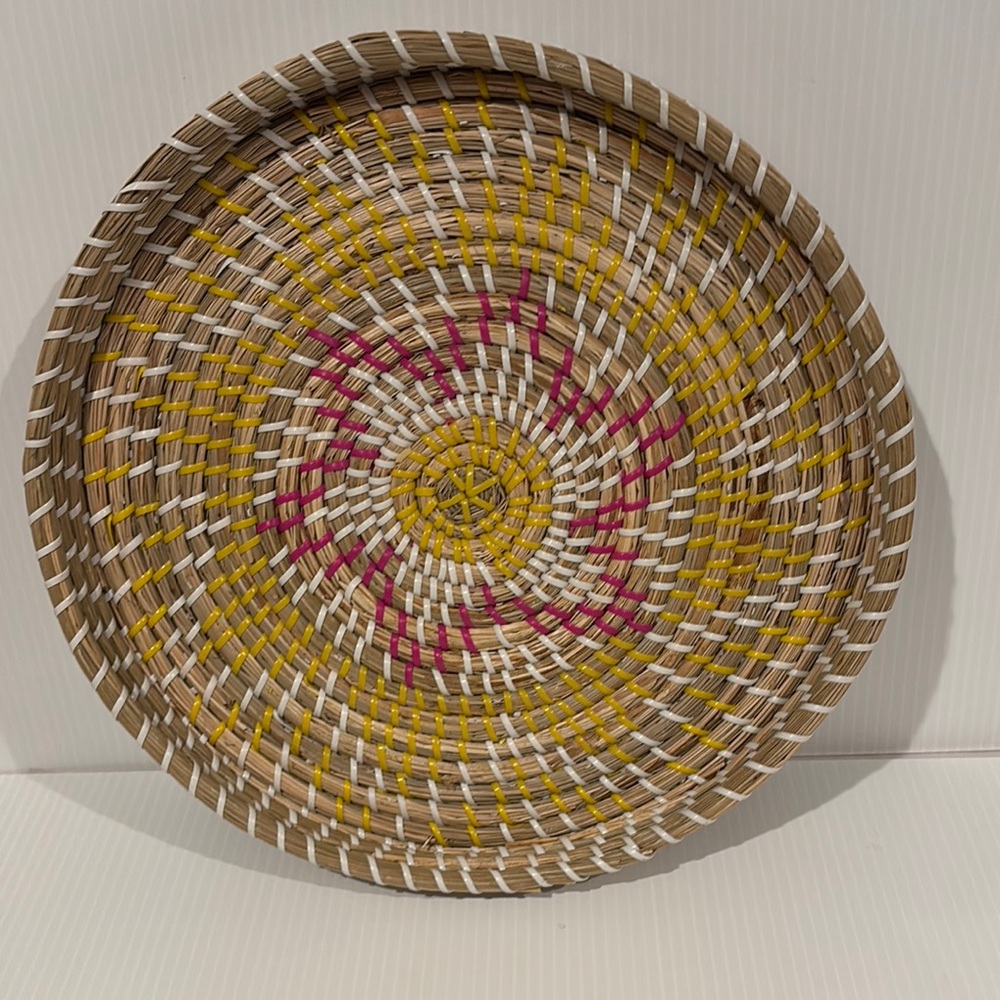 Eco Handcraft Natural Seagrass Woven Round Serving Tray